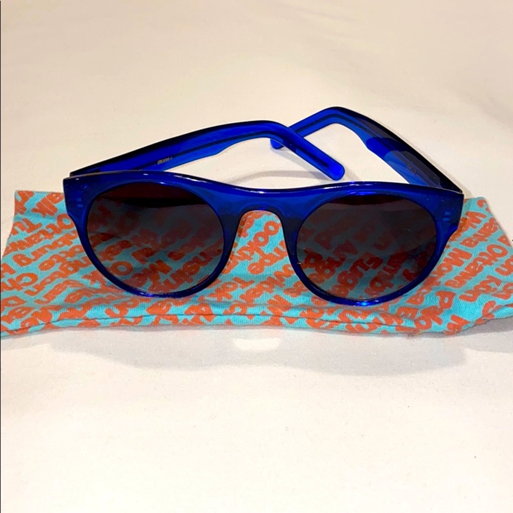 American Apparel Round Blue Sunglasses